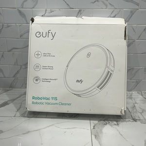 Brand new robotic vacuum cleaner